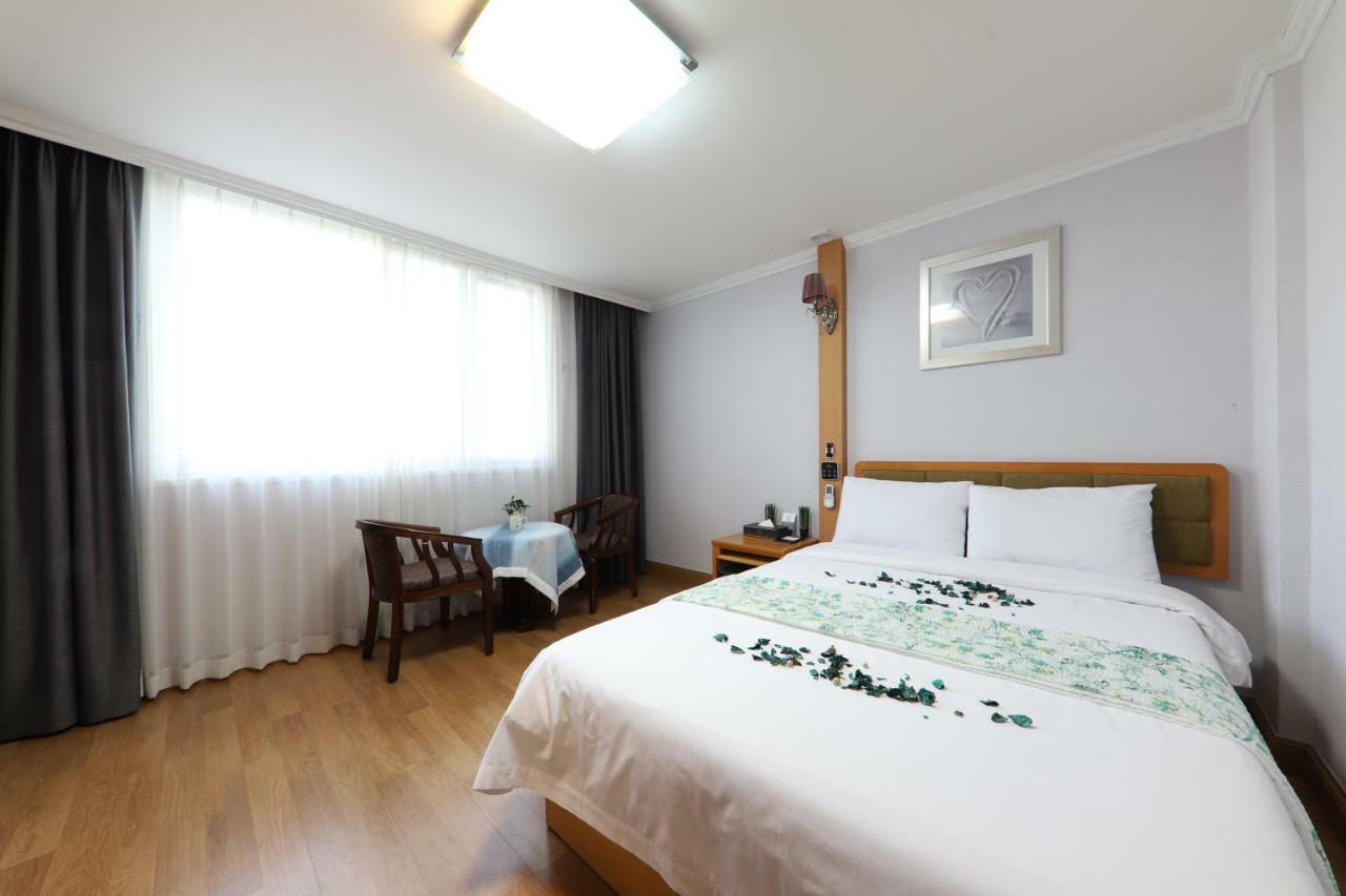 Gwangalli Utopia Tourist Hotel Busan Bagian luar foto