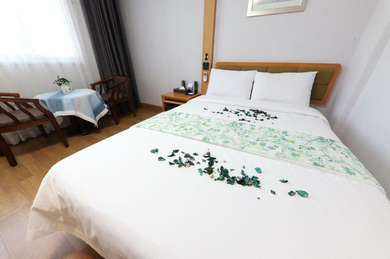 Gwangalli Utopia Tourist Hotel Busan Bagian luar foto